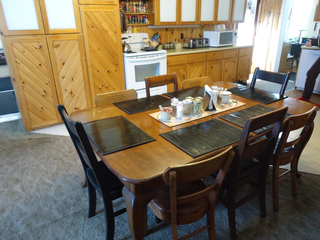 Bancroft Bed & Breakfast Buitenkant foto